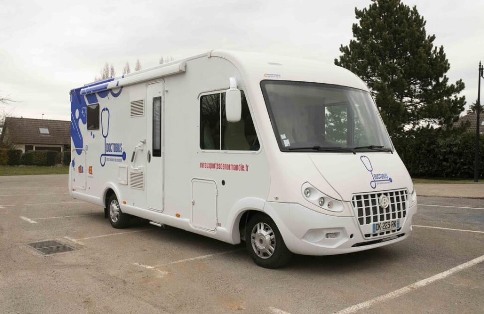 Avec Doctobus, la collectivité et les soignants espèrent combler le déficit de médecins traitant dans le département