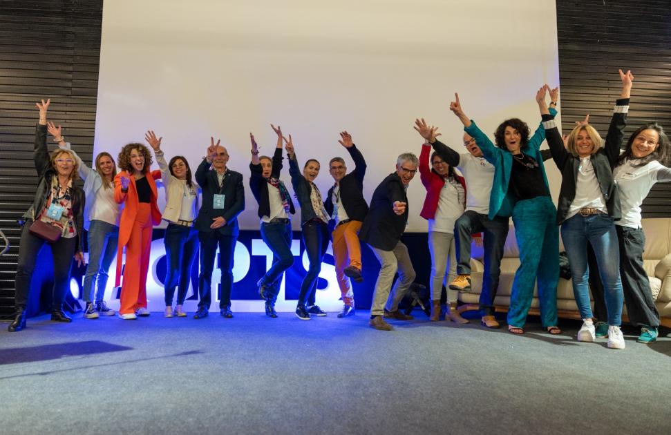 Ce premier congrès a attiré 190 participants.