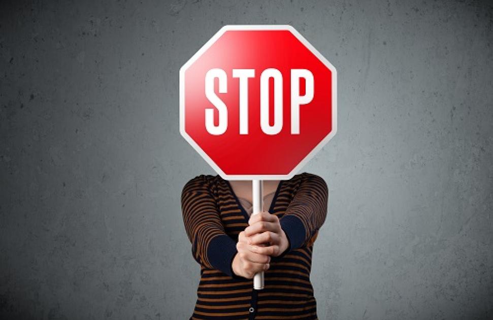 "J’ai 150 nouvelles patientes par an" : dans le Loiret, une sage-femme "à bout" quitte sa maison de santé