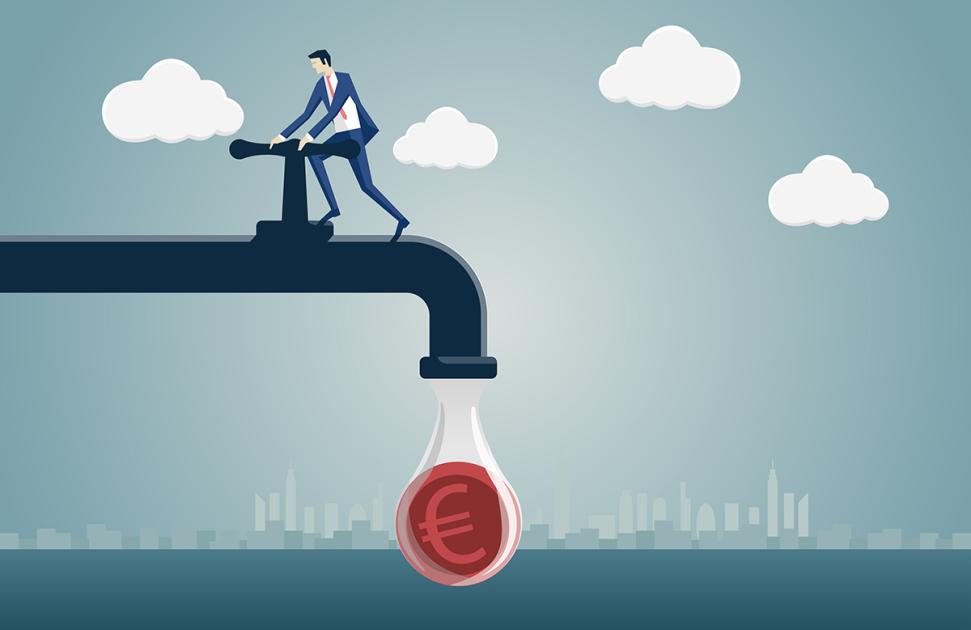 « On ne peut pas laisser les intérêts financiers privés ruiner notre système de santé »