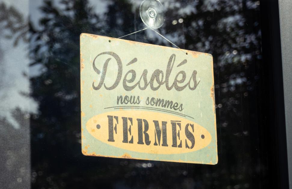 Pour ne pas "faire prendre des risques" à ses patients en situation irrégulière, ce centre d'accès aux soins va fermer pendant les JO