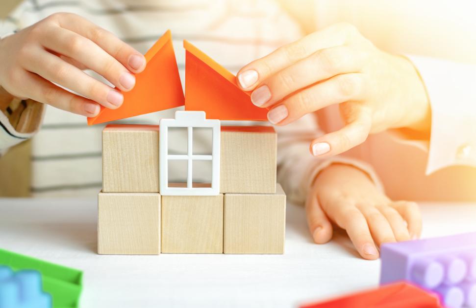 Troubles du neurodéveloppement : en cinq ans, 90.000 enfants repérés et accompagnés grâce aux plateformes