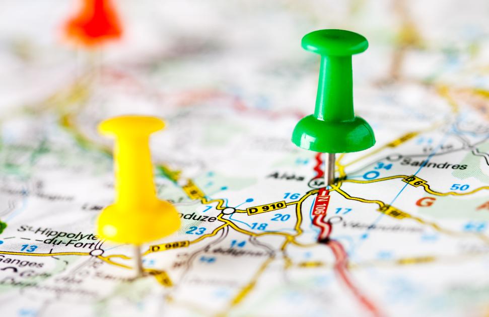 Pour ne pas laisser ses patients "sans rien" : un médecin retraité milite pour la mise en place d'un centre de santé mobile en ville