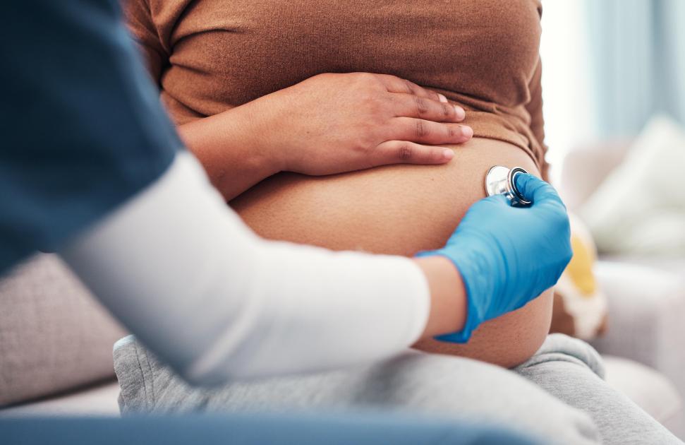 Face à un "tarif à minima" décidé de manière  "unilatéral", les sages-femmes boycottent le dispositif Handigynéco