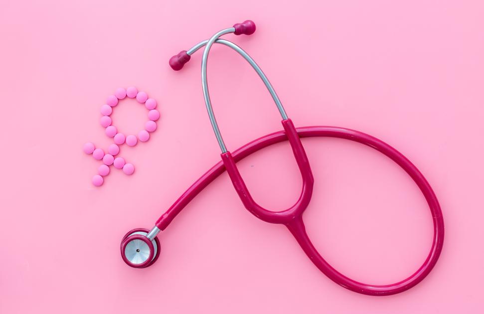 Utiliser des coupes menstruelles augmente le risque de déplacement des dispositifs intra-utérins, révèle une étude menée en maison de santé