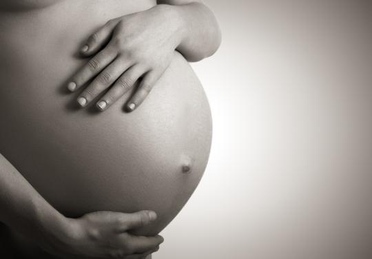 Grossesse et cancer : Onco-Occitanie flèche la prise en charge