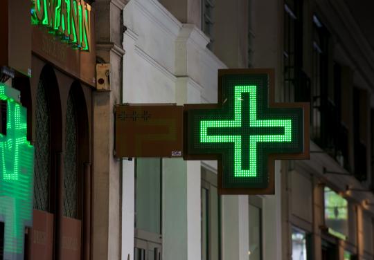 Développer l’orientation et les protocoles de coopération : la proposition d’un syndicat de pharmaciens pour désengorger les urgences