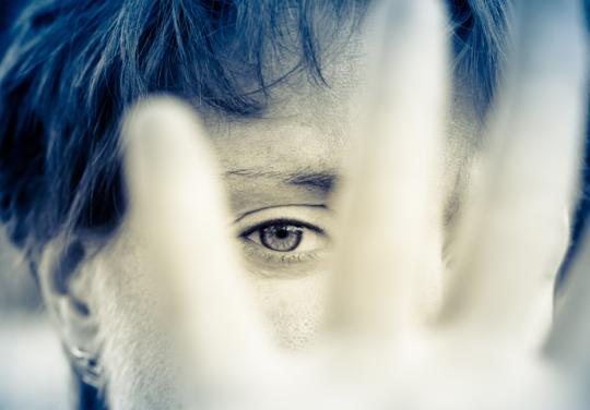 "Une de mes patientes est victime de violences conjugales. Quelle est ma responsabilité ?"