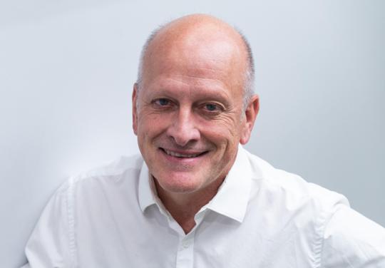 Éric Henry, un coeur de rockeur, une âme de chef d'entreprise