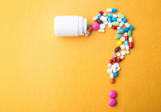 "Si c’est la jungle, il y aura des erreurs" : les médecins inquiets de la prescription d’antibiotiques par les pharmaciens hors exercice coordonné pour l’angine et la cystite