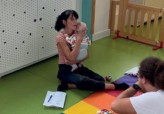 Les métiers de la petite enfance, une pénibilité méconnue ?