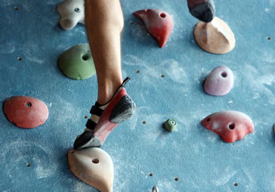 "Ce n’est pas qu’un travail physique ou un loisir " : une maison de santé propose de la rééducation par l’escalade