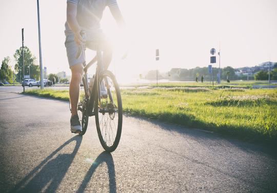 Sport sur ordonnance : un député parcourt un Metz-Paris à pied et à vélo pour demander l’application d’un décret