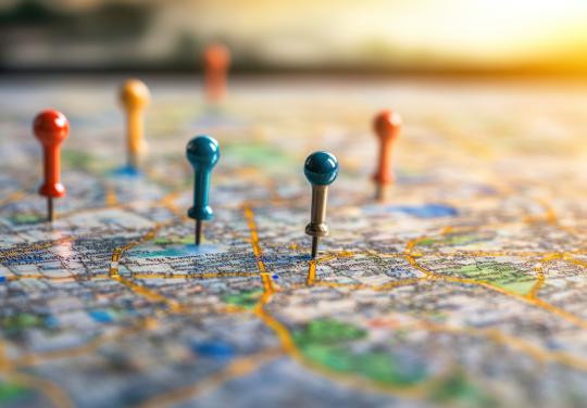 Le nombre de centres de santé hospitaliers a triplé en huit ans : SantExpo met en lumière les liens étroits entre ces deux structures salariées