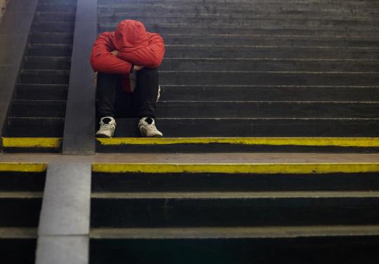 Former les médecins, renforcer la prévention, mieux coordonner et financer l'offre de soins : il y a "urgence" à agir, plaide un rapport sur la santé mentale des mineurs
