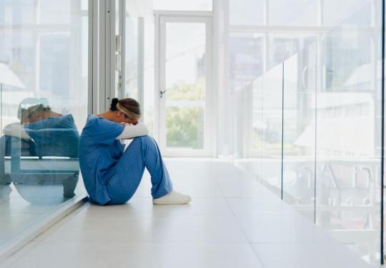 "Soigner ne devrait pas faire souffrir" : l'association SPS tire la sonnette d'alarme