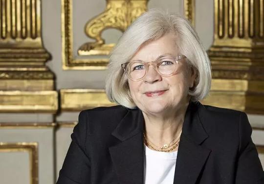 Catherine Vautrin revient au ministère du Travail et de la Santé, désormais élargi à l'Autonomie