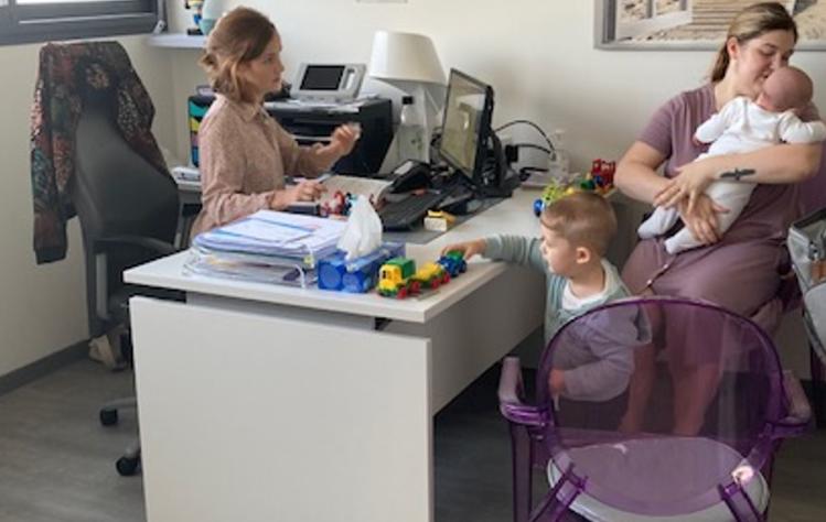 Langon. Suite accident et arrêt travail de 4 semaines - cherche remplaçant pour cabinet de pédiatrie . Tél : 0614339957 - cavertmh@orange.fr